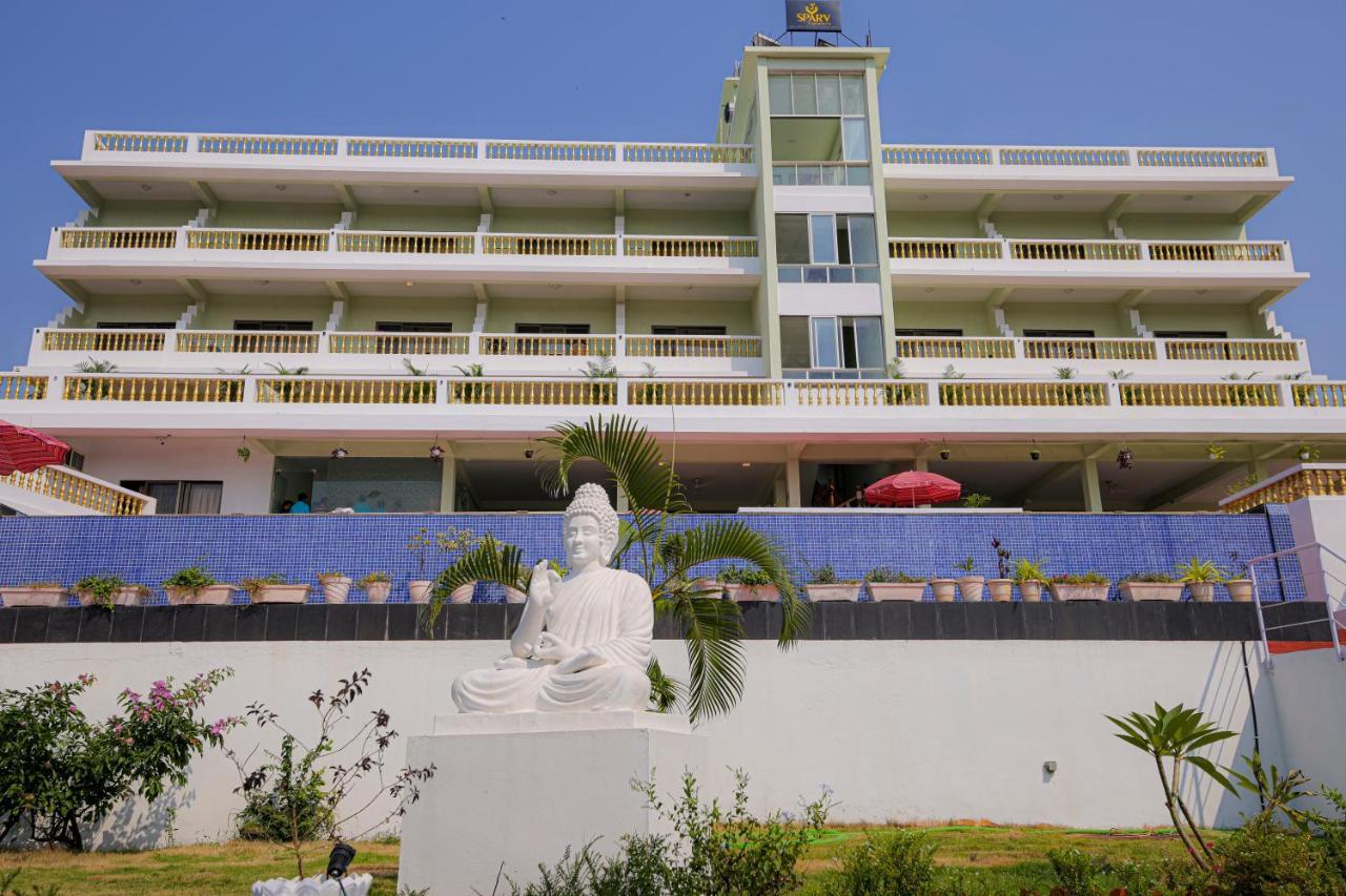 Sparv Aulakhs Resort Mandrem Exterior foto